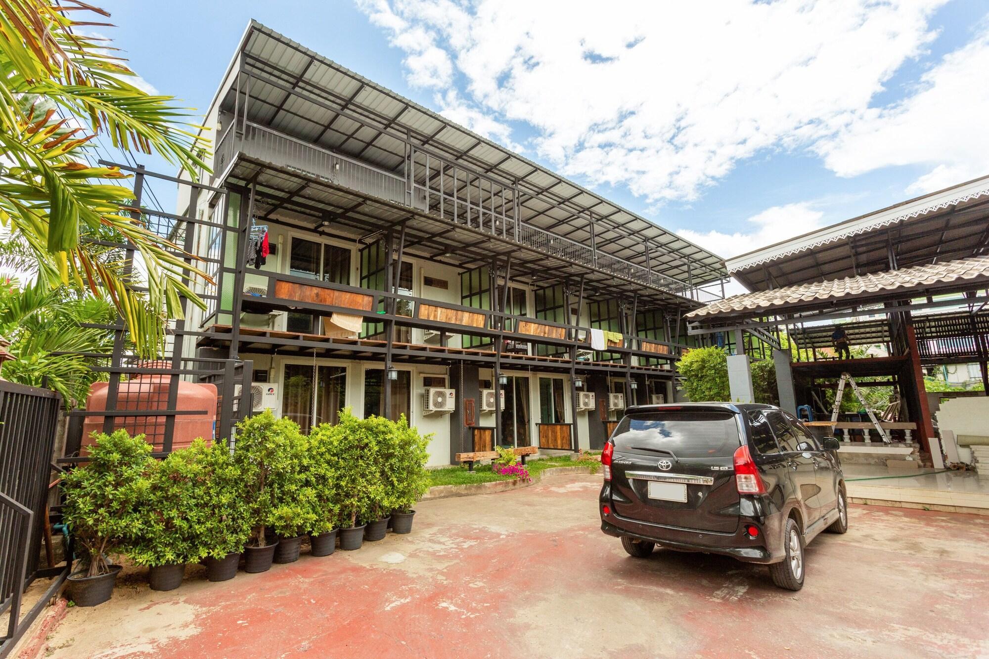 Capital O 1051 Pagoda House Chiang Mai Ngoại thất bức ảnh